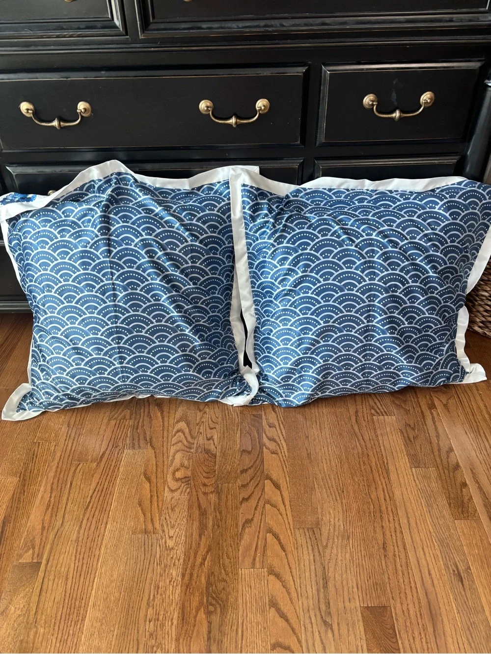 Z Gallerie- Set of 2 Blue and White Chinoiserie Euro Pillow Shams- 28x28